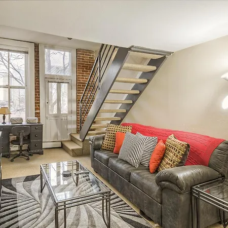 2193 Arapahoe St Unit 17